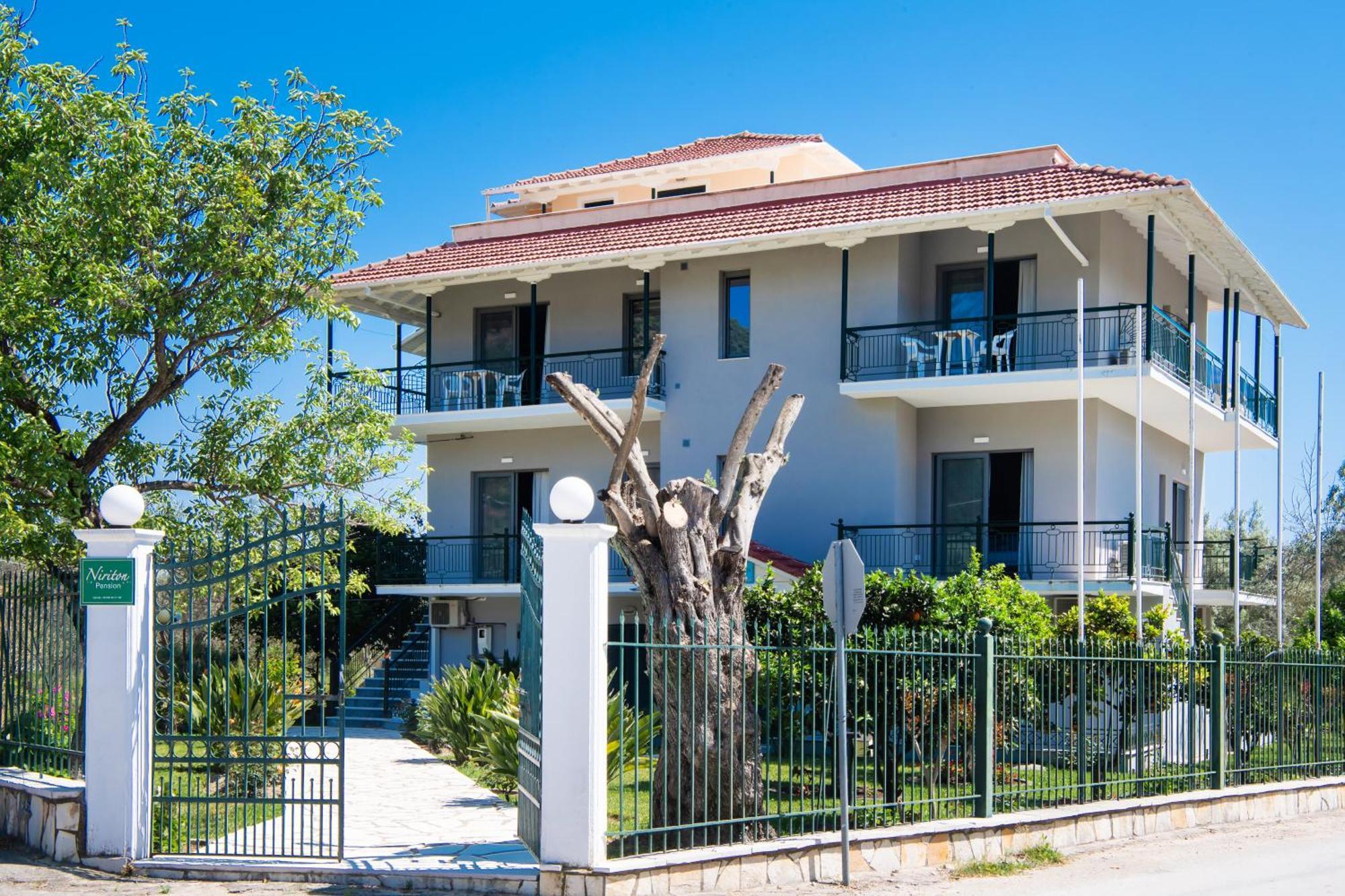 Niriton Residence Brand New Nydri Suites Exterior photo